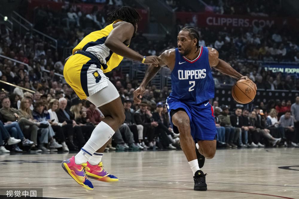 在比赛初期 在比赛初期